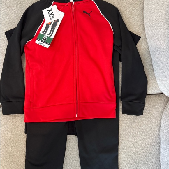 Puma Other - Puma Red and Black Athletic Set